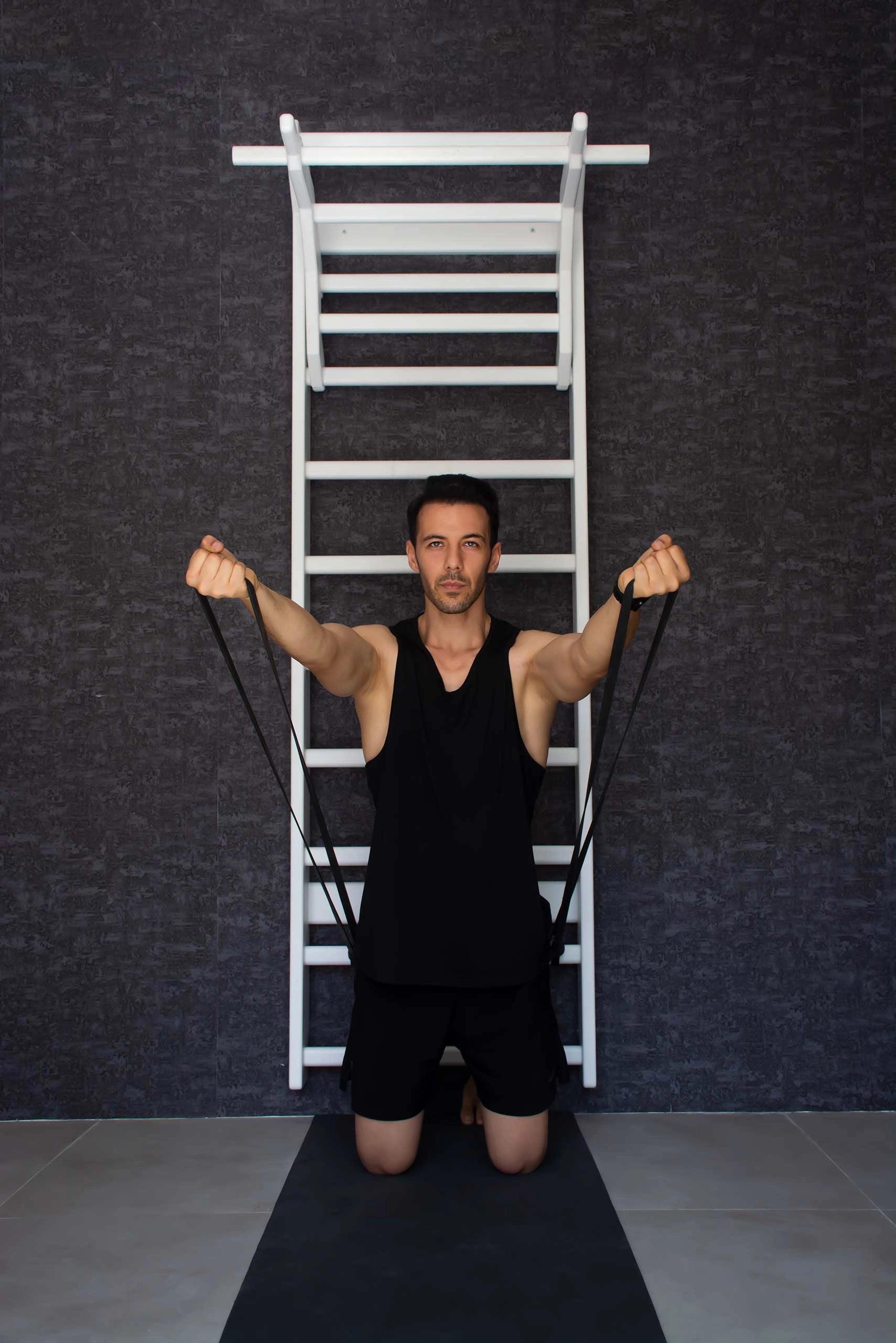 Ahşap İsveç Duvarı & Barfiks Ünitesi 220×70 cm | El Yapımı | 150 Kg Taşıma Beyaz Renk